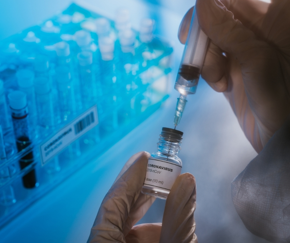 Coronavirus Vaccine & Syringe Coronavirus Vaccine & Syringe